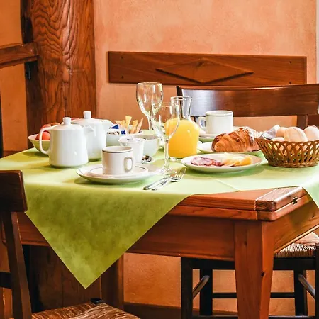 Alojamento de Acomodação e Pequeno-almoço Dell'era Dorio
